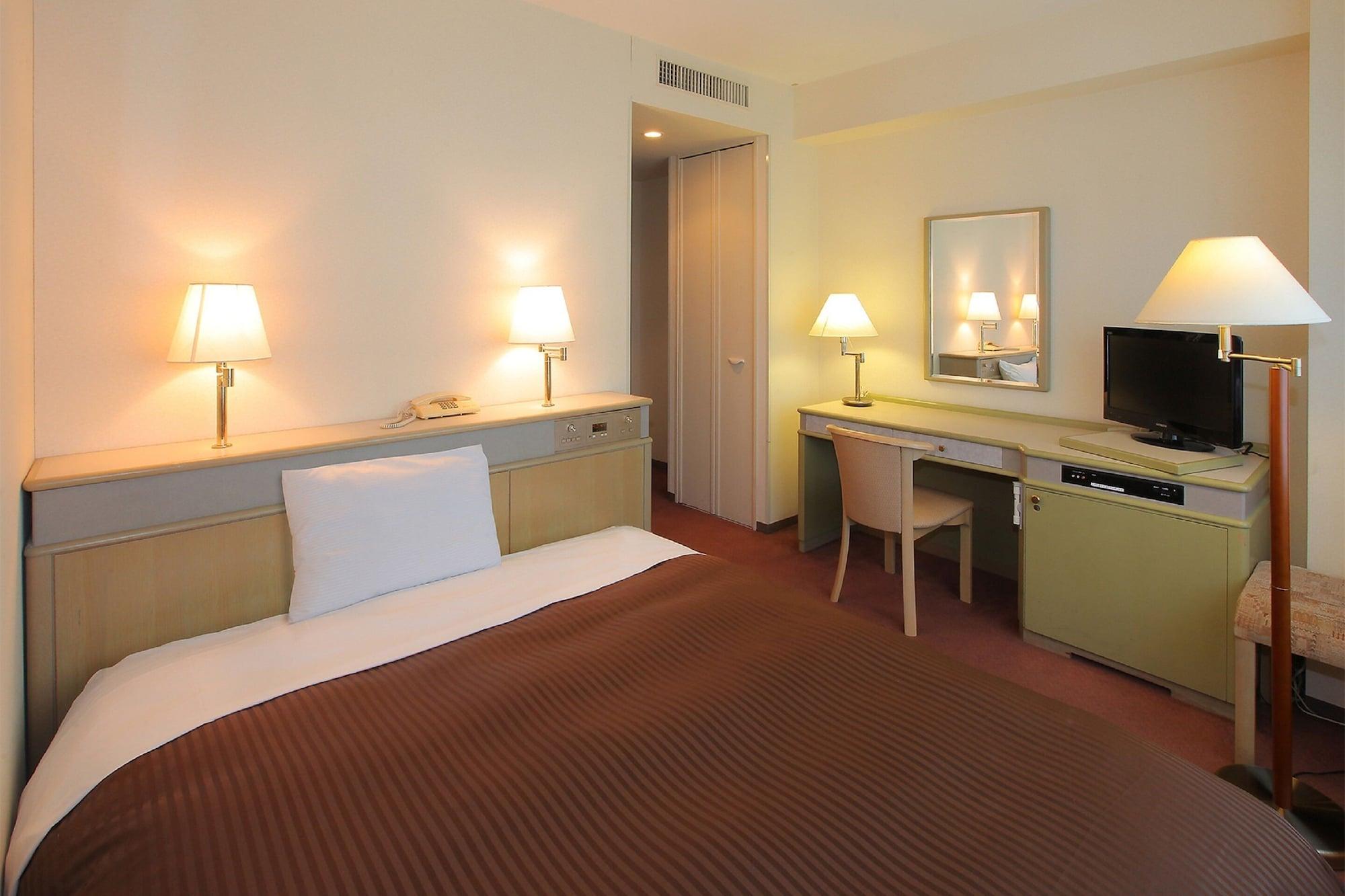Hotel Green Tower Makuhari Csiba Kültér fotó