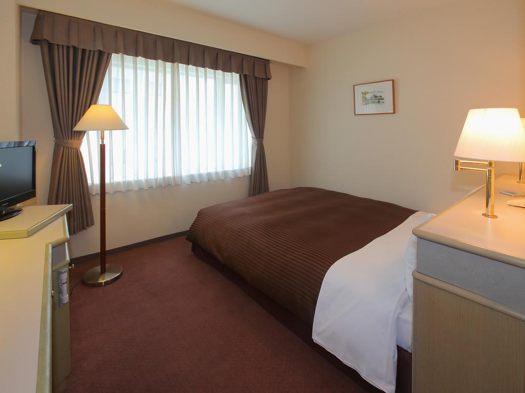 Hotel Green Tower Makuhari Csiba Kültér fotó