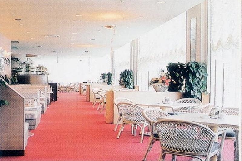 Hotel Green Tower Makuhari Csiba Kültér fotó